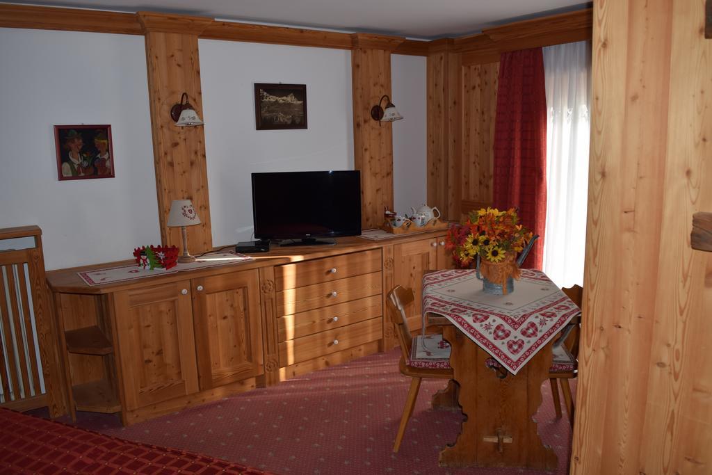 Hotel Cime Bianche Брей-Червінія Екстер'єр фото